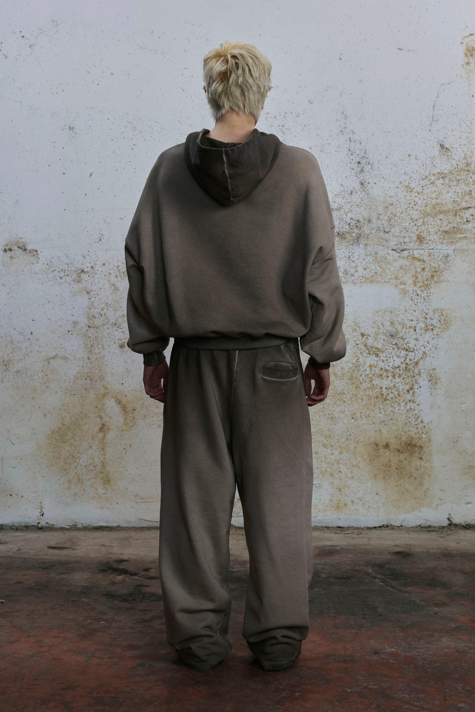 LINE I — HOODIE FADED SAND
