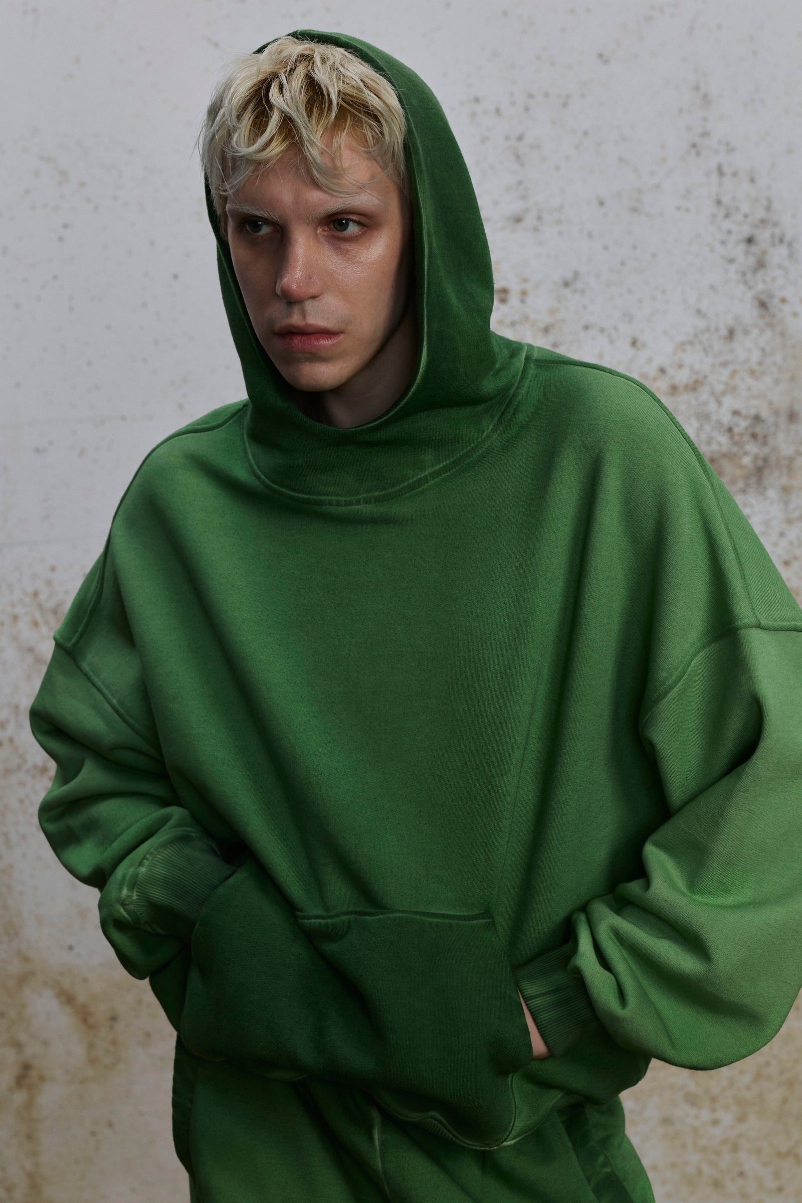 LINE I — HOODIE FADED GREEN