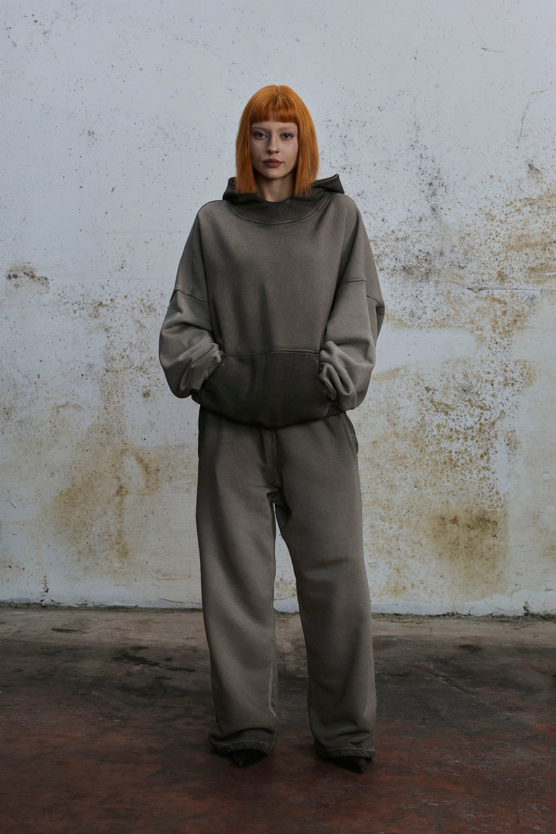 LINE I — HOODIE FADED SAND